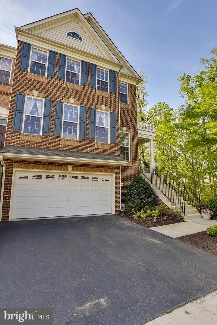 43395 BRIAR CREEK TER, ASHBURN, Virginia 20147, 3 Bedrooms Bedrooms, ,2 BathroomsBathrooms,Residential,For sale,43395 BRIAR CREEK TER,VALO2116672 MLS # VALO2116672