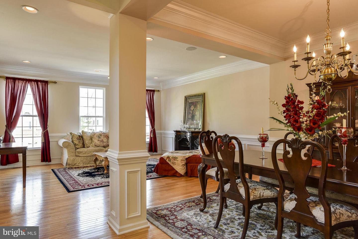 43395 BRIAR CREEK TER, ASHBURN, Virginia 20147, 3 Bedrooms Bedrooms, ,2 BathroomsBathrooms,Residential,For sale,43395 BRIAR CREEK TER,VALO2116672 MLS # VALO2116672