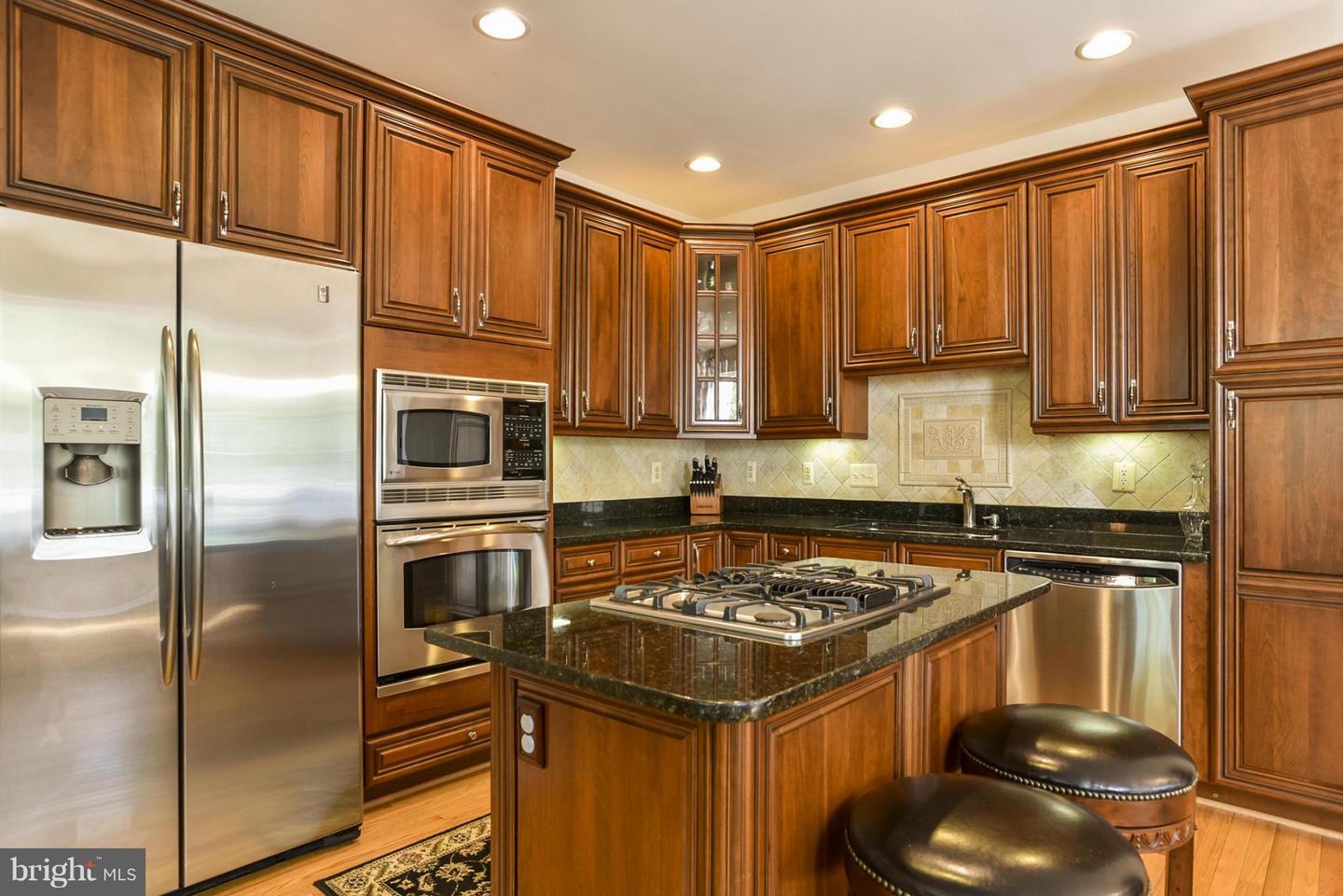 43395 BRIAR CREEK TER, ASHBURN, Virginia 20147, 3 Bedrooms Bedrooms, ,2 BathroomsBathrooms,Residential,For sale,43395 BRIAR CREEK TER,VALO2116672 MLS # VALO2116672