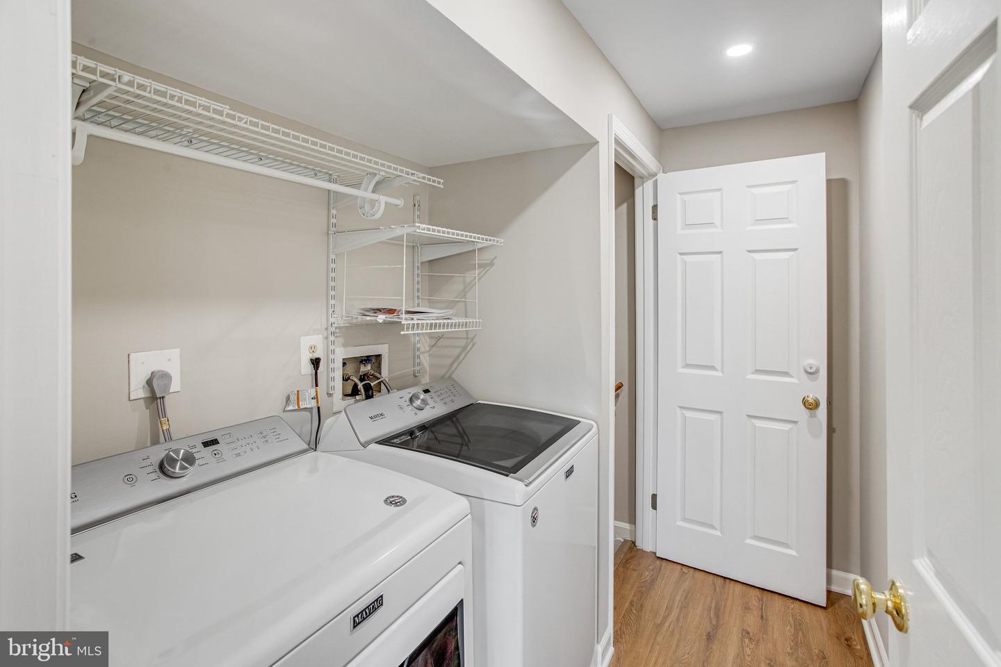 9824 FOSBAK DR, VIENNA, Virginia 22182, 4 Bedrooms Bedrooms, ,3 BathroomsBathrooms,Residential,For sale,9824 FOSBAK DR,VAFX2292752 MLS # VAFX2292752