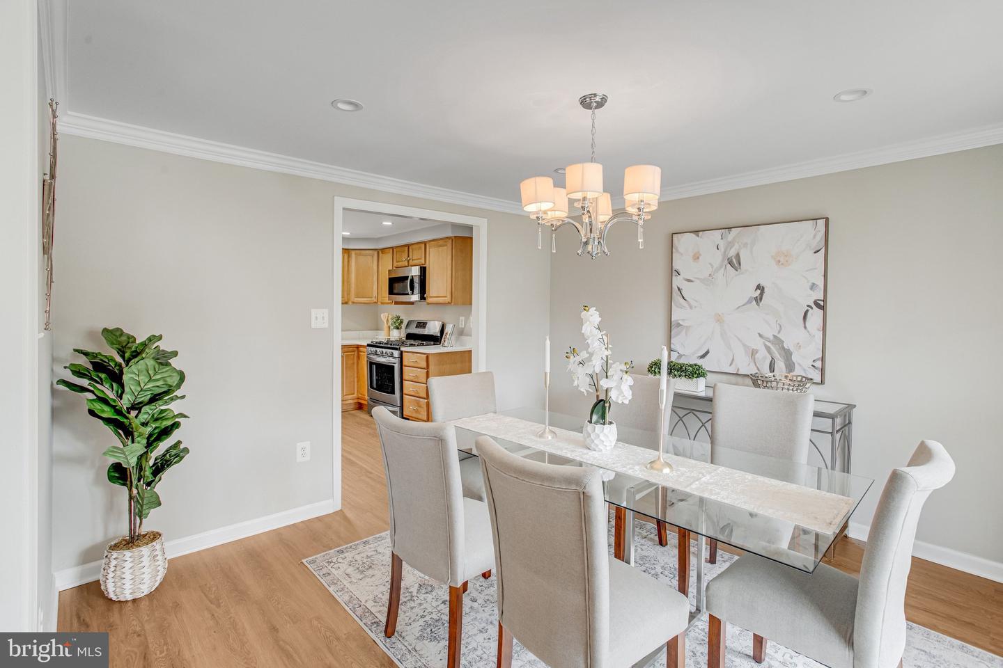 9824 FOSBAK DR, VIENNA, Virginia 22182, 4 Bedrooms Bedrooms, ,3 BathroomsBathrooms,Residential,For sale,9824 FOSBAK DR,VAFX2292752 MLS # VAFX2292752