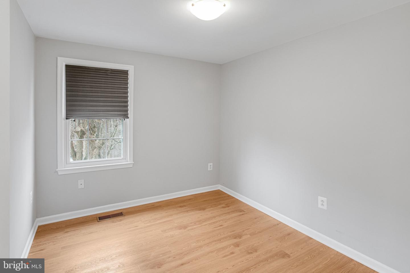 9824 FOSBAK DR, VIENNA, Virginia 22182, 4 Bedrooms Bedrooms, ,3 BathroomsBathrooms,Residential,For sale,9824 FOSBAK DR,VAFX2292752 MLS # VAFX2292752