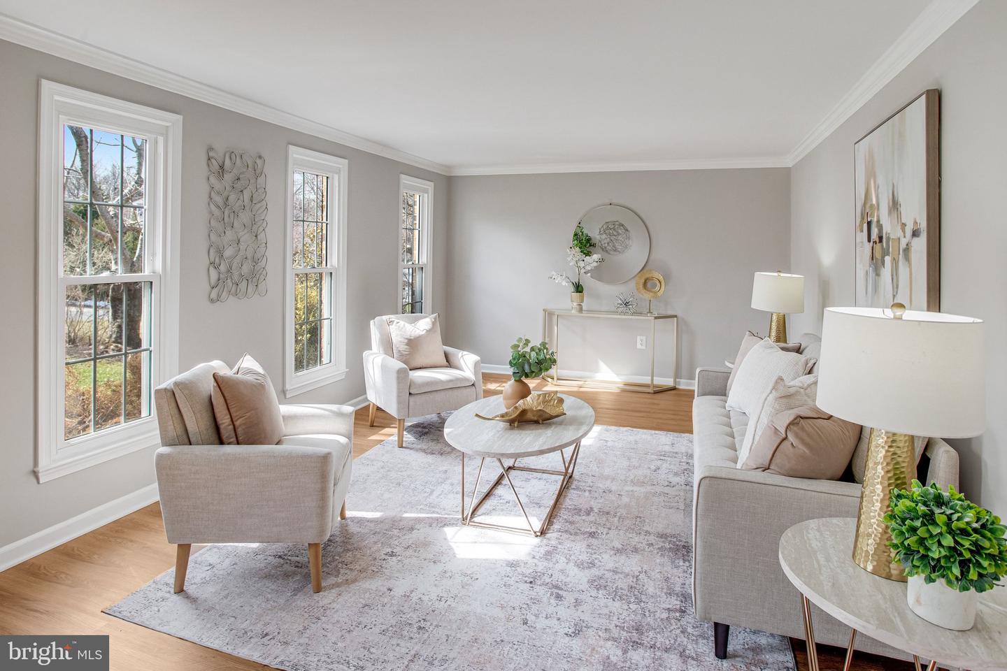 9824 FOSBAK DR, VIENNA, Virginia 22182, 4 Bedrooms Bedrooms, ,3 BathroomsBathrooms,Residential,For sale,9824 FOSBAK DR,VAFX2292752 MLS # VAFX2292752