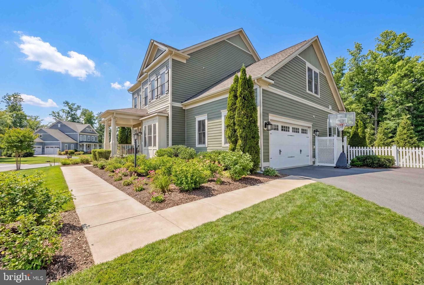 25453 QUADRILLE CT, ALDIE, Virginia 20105, 6 Bedrooms Bedrooms, ,5 BathroomsBathrooms,Residential,For sale,25453 QUADRILLE CT,VALO2116774 MLS # VALO2116774