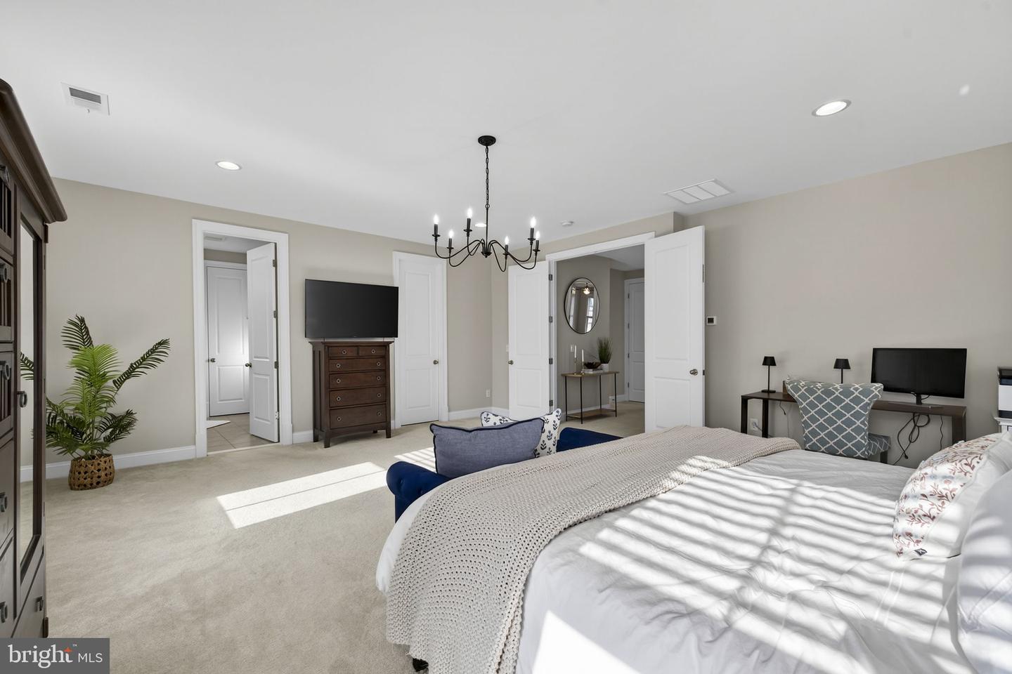 25453 QUADRILLE CT, ALDIE, Virginia 20105, 6 Bedrooms Bedrooms, ,5 BathroomsBathrooms,Residential,For sale,25453 QUADRILLE CT,VALO2116774 MLS # VALO2116774