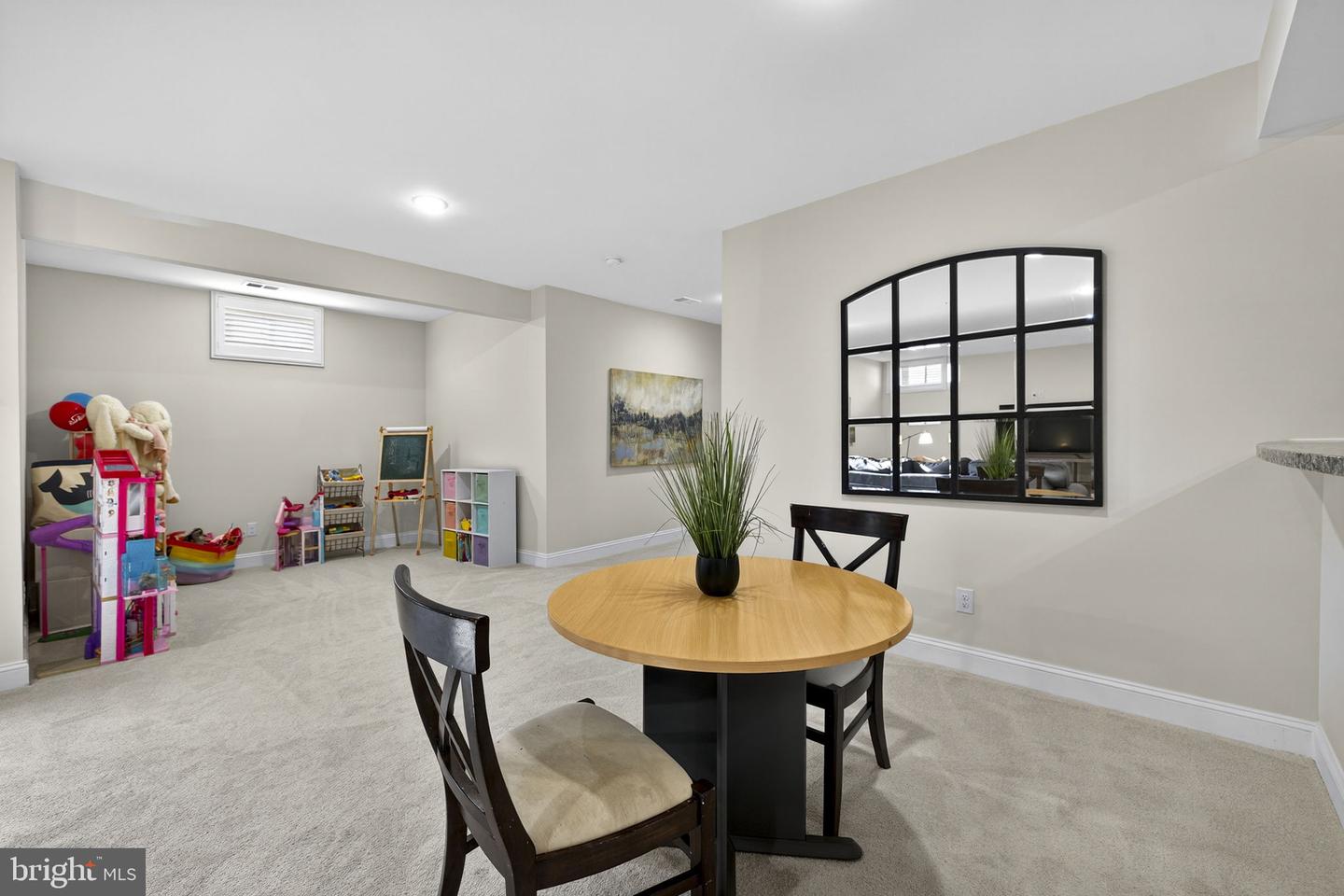 25453 QUADRILLE CT, ALDIE, Virginia 20105, 6 Bedrooms Bedrooms, ,5 BathroomsBathrooms,Residential,For sale,25453 QUADRILLE CT,VALO2116774 MLS # VALO2116774