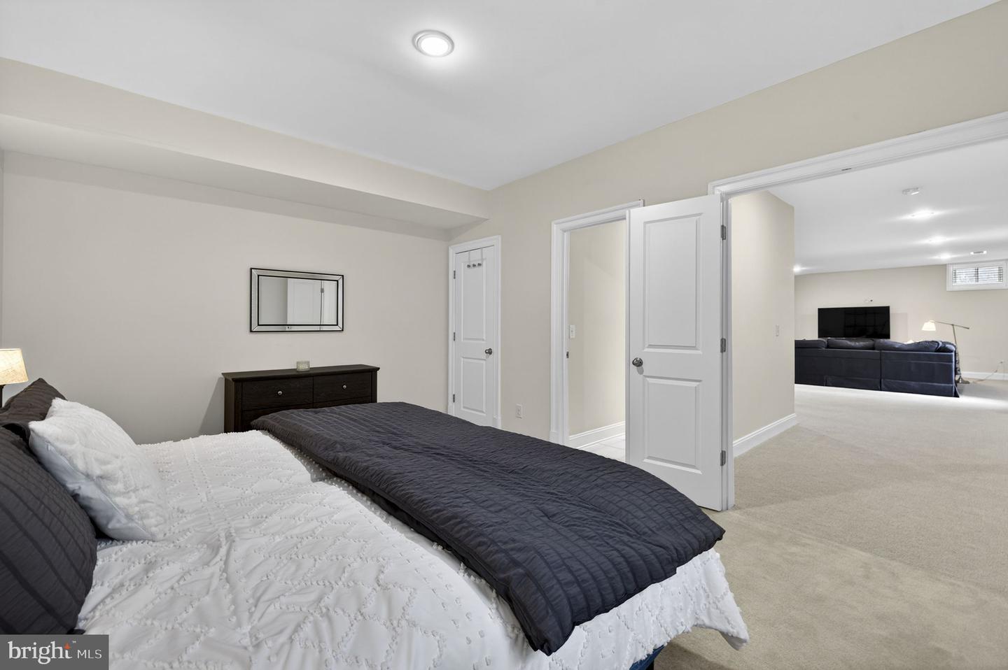 25453 QUADRILLE CT, ALDIE, Virginia 20105, 6 Bedrooms Bedrooms, ,5 BathroomsBathrooms,Residential,For sale,25453 QUADRILLE CT,VALO2116774 MLS # VALO2116774