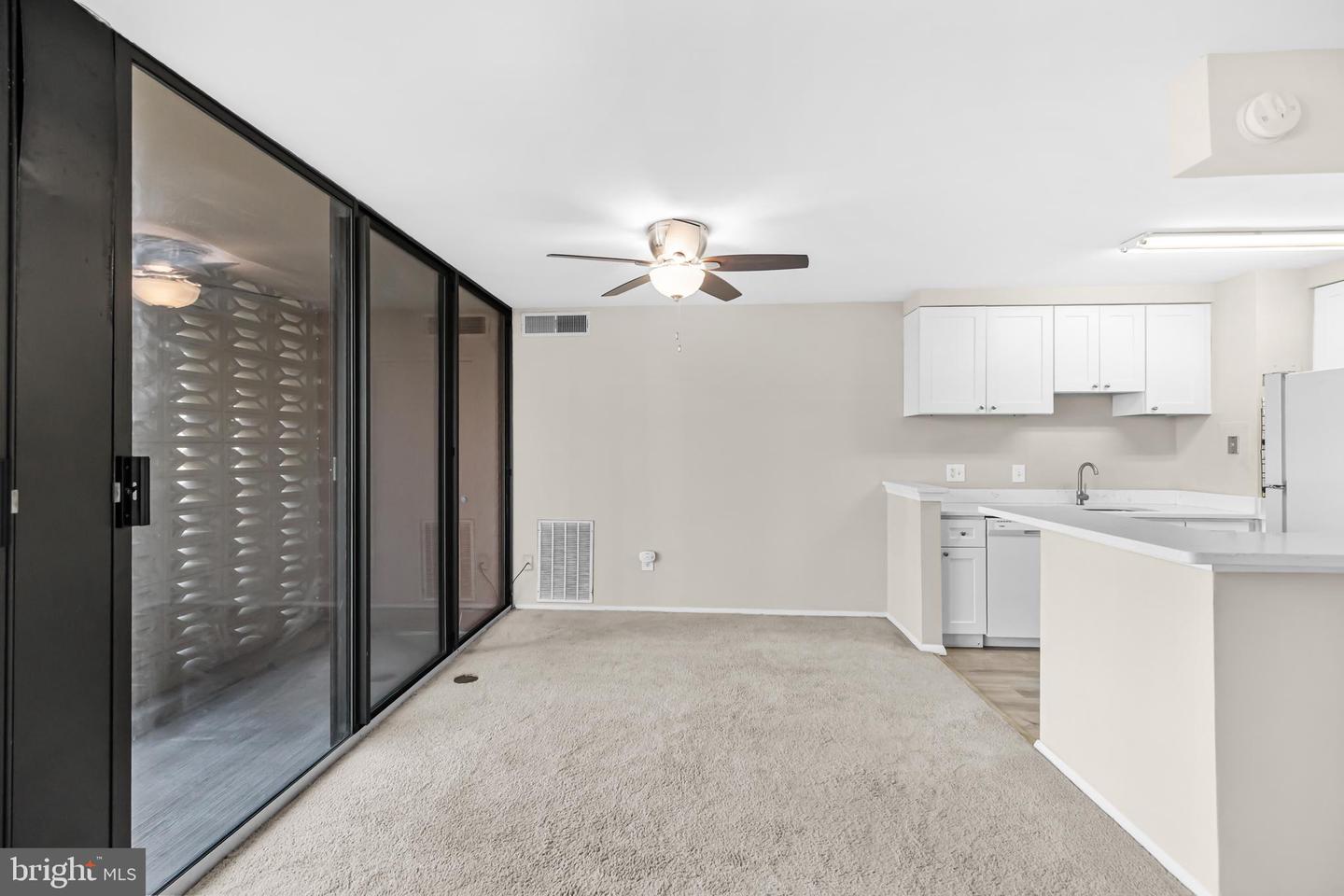 8 S VAN DORN ST #203, ALEXANDRIA, Virginia 22304, 1 Bedroom Bedrooms, ,1 BathroomBathrooms,Residential,For sale,8 S VAN DORN ST #203,VAAX2054522 MLS # VAAX2054522