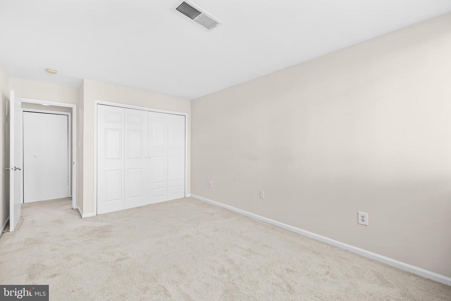 8 S VAN DORN ST #203, ALEXANDRIA, Virginia 22304, 1 Bedroom Bedrooms, ,1 BathroomBathrooms,Residential,For sale,8 S VAN DORN ST #203,VAAX2054522 MLS # VAAX2054522