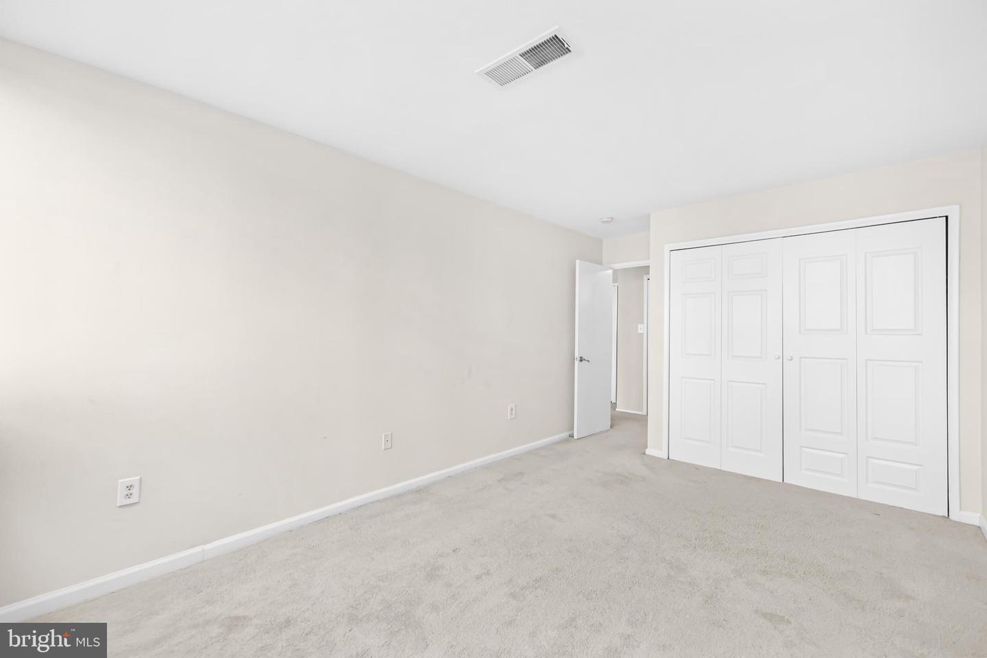 8 S VAN DORN ST #203, ALEXANDRIA, Virginia 22304, 1 Bedroom Bedrooms, ,1 BathroomBathrooms,Residential,For sale,8 S VAN DORN ST #203,VAAX2054522 MLS # VAAX2054522