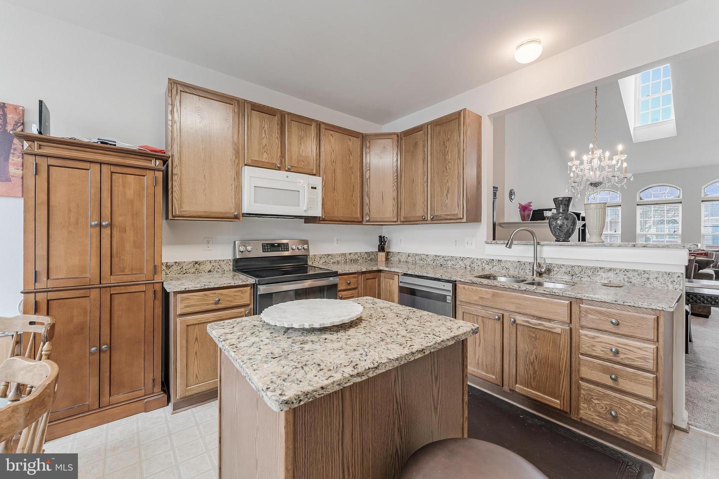 44472 TYRONE TER, ASHBURN, Virginia 20147, 3 Bedrooms Bedrooms, ,2 BathroomsBathrooms,Residential,For sale,44472 TYRONE TER,VALO2116800 MLS # VALO2116800