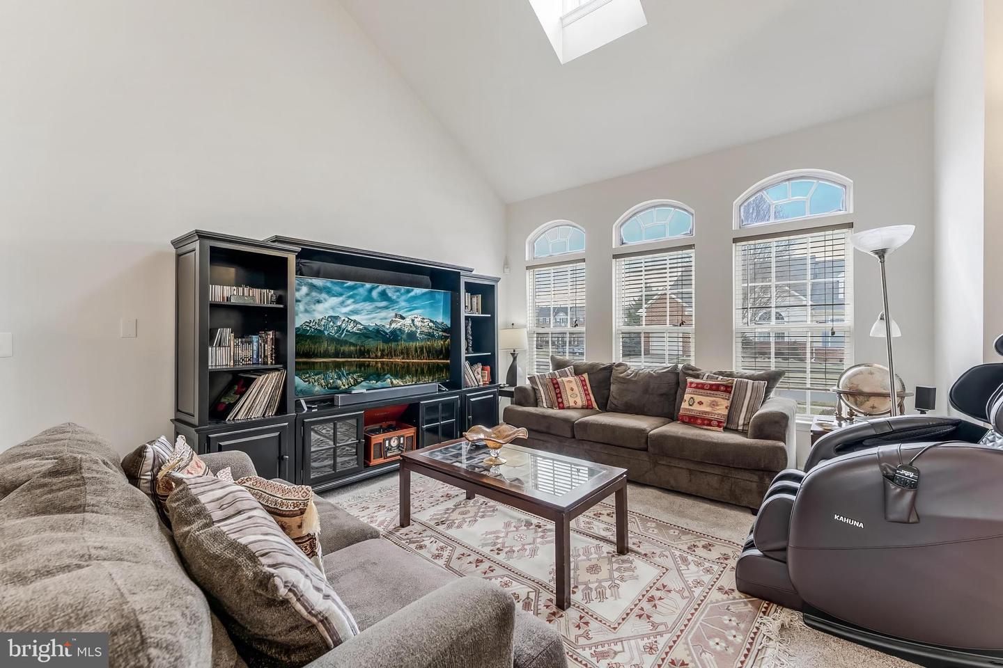 44472 TYRONE TER, ASHBURN, Virginia 20147, 3 Bedrooms Bedrooms, ,2 BathroomsBathrooms,Residential,For sale,44472 TYRONE TER,VALO2116800 MLS # VALO2116800