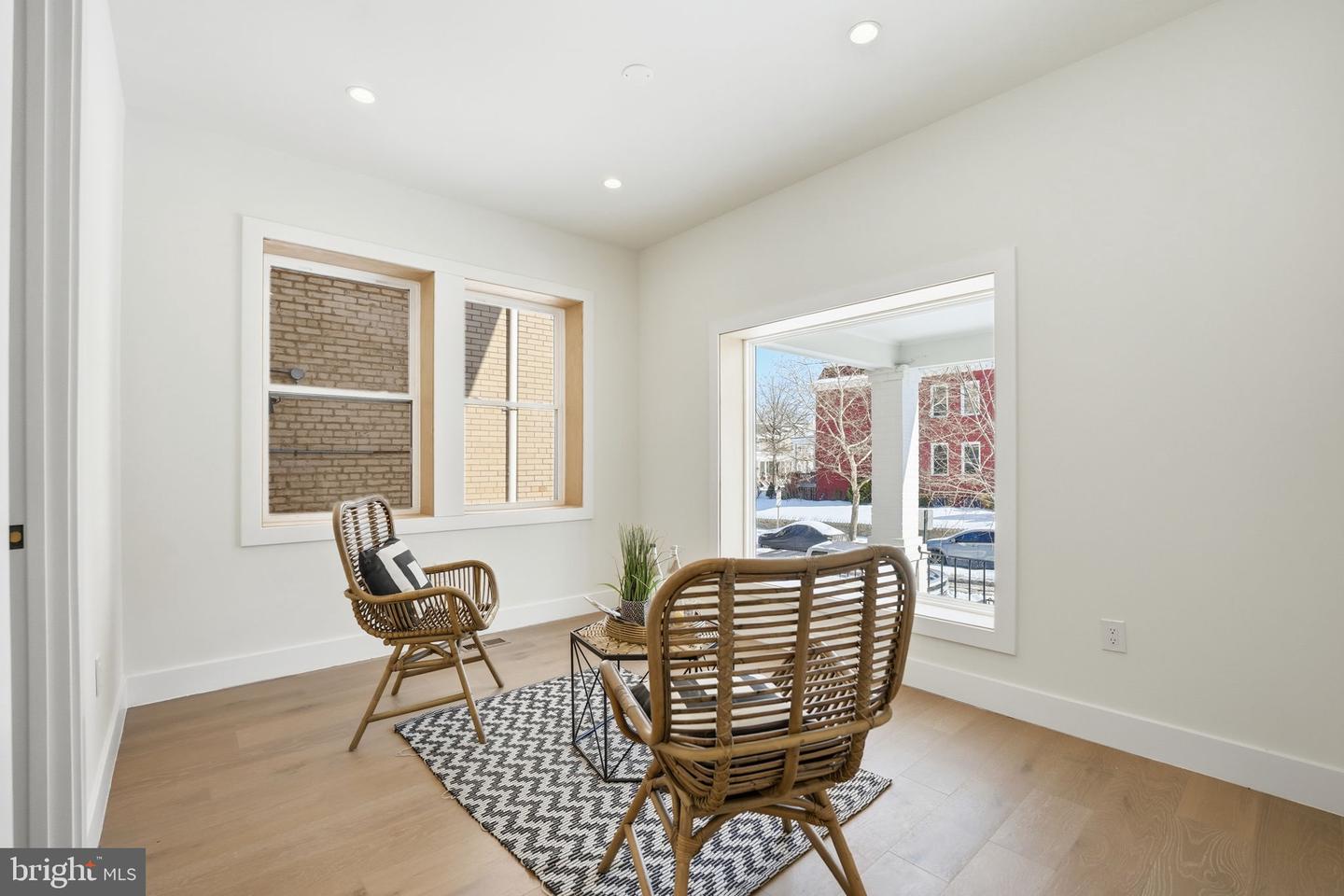3916 8TH ST NW #B, WASHINGTON, District Of Columbia 20011, 3 Bedrooms Bedrooms, ,3 BathroomsBathrooms,Residential,For sale,3916 8TH ST NW #B,DCDC2247978 MLS # DCDC2247978
