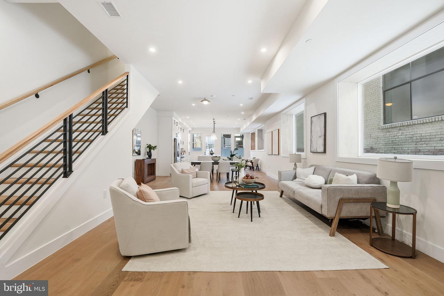 3916 8TH ST NW #B, WASHINGTON, District Of Columbia 20011, 3 Bedrooms Bedrooms, ,3 BathroomsBathrooms,Residential,For sale,3916 8TH ST NW #B,DCDC2247978 MLS # DCDC2247978