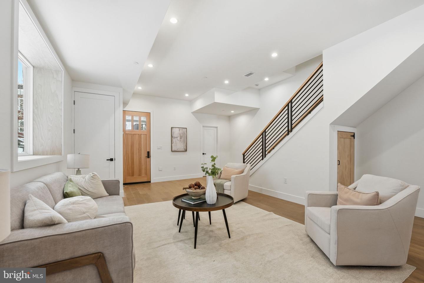 3916 8TH ST NW #B, WASHINGTON, District Of Columbia 20011, 3 Bedrooms Bedrooms, ,3 BathroomsBathrooms,Residential,For sale,3916 8TH ST NW #B,DCDC2247978 MLS # DCDC2247978