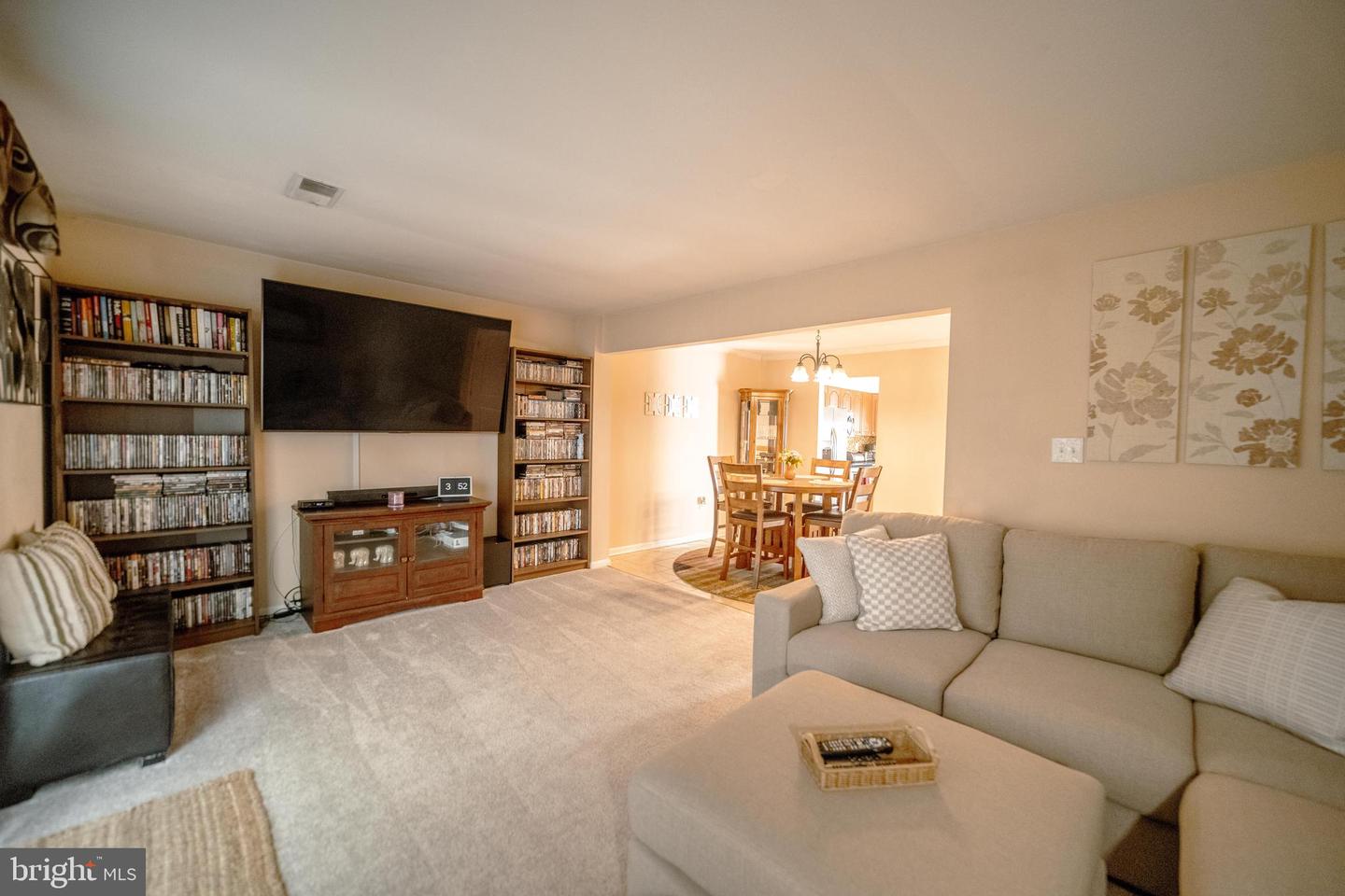 4667 CHARLTON CT, WOODBRIDGE, Virginia 22193, 3 Bedrooms Bedrooms, ,1 BathroomBathrooms,Residential,For sale,4667 CHARLTON CT,VAPW2113376 MLS # VAPW2113376