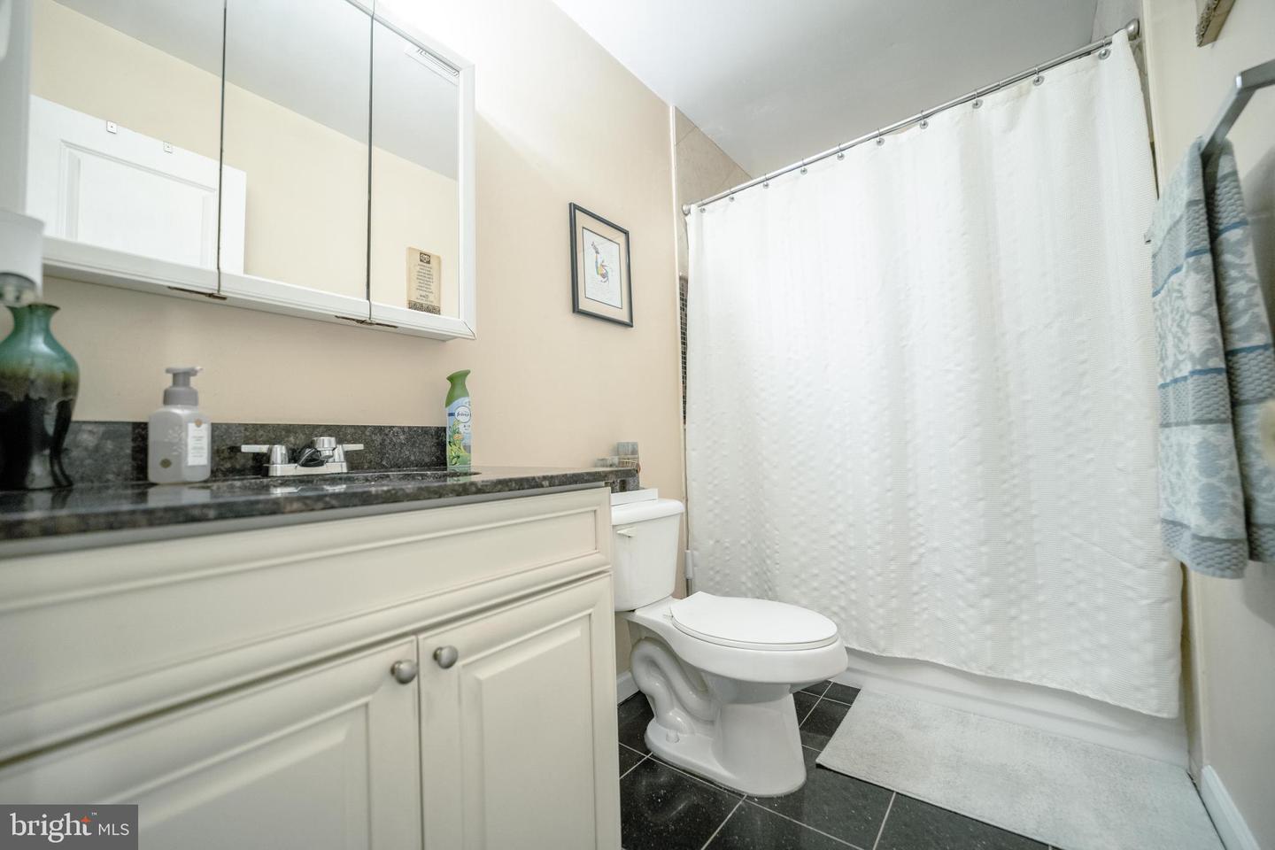 4667 CHARLTON CT, WOODBRIDGE, Virginia 22193, 3 Bedrooms Bedrooms, ,1 BathroomBathrooms,Residential,For sale,4667 CHARLTON CT,VAPW2113376 MLS # VAPW2113376