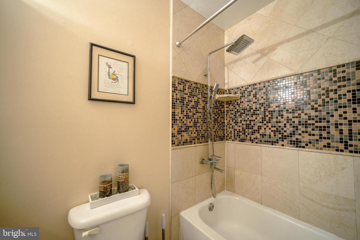 4667 CHARLTON CT, WOODBRIDGE, Virginia 22193, 3 Bedrooms Bedrooms, ,1 BathroomBathrooms,Residential,For sale,4667 CHARLTON CT,VAPW2113376 MLS # VAPW2113376