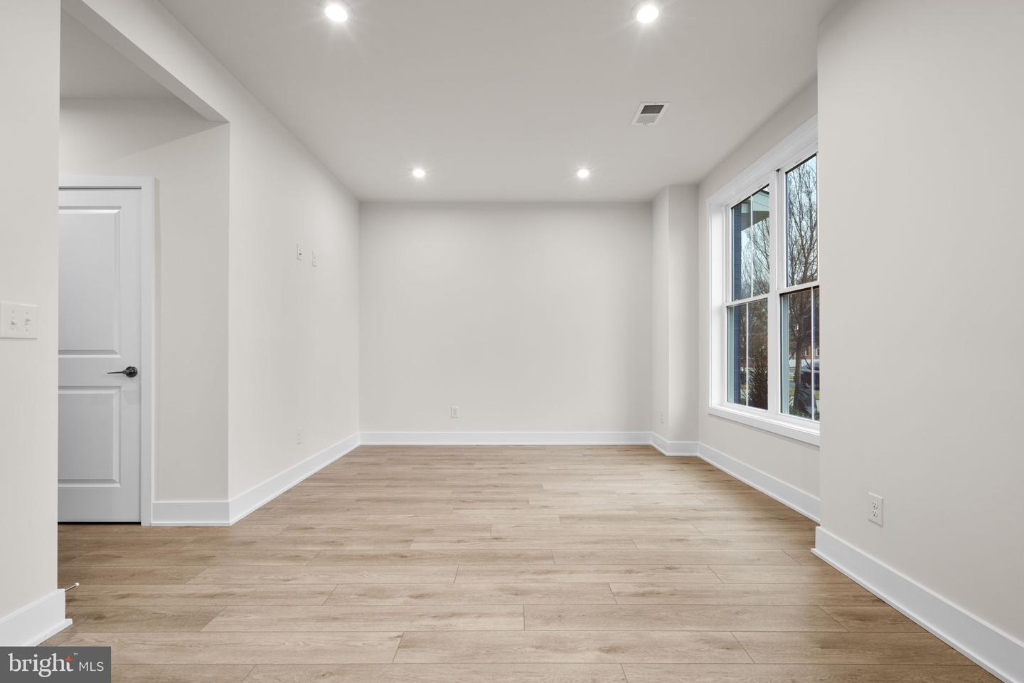 9715 GRANT AVE, MANASSAS, Virginia 20110, 3 Bedrooms Bedrooms, ,3 BathroomsBathrooms,Residential,For sale,9715 GRANT AVE,VAMN2010336 MLS # VAMN2010336 9715 GRANT AVE, MANASSAS, Virginia 20110, 3 Bedrooms Bedrooms, ,3 BathroomsBathrooms,Residential,For sale,9715 GRANT AVE,VAMN2010336 MLS # VAMN2010336