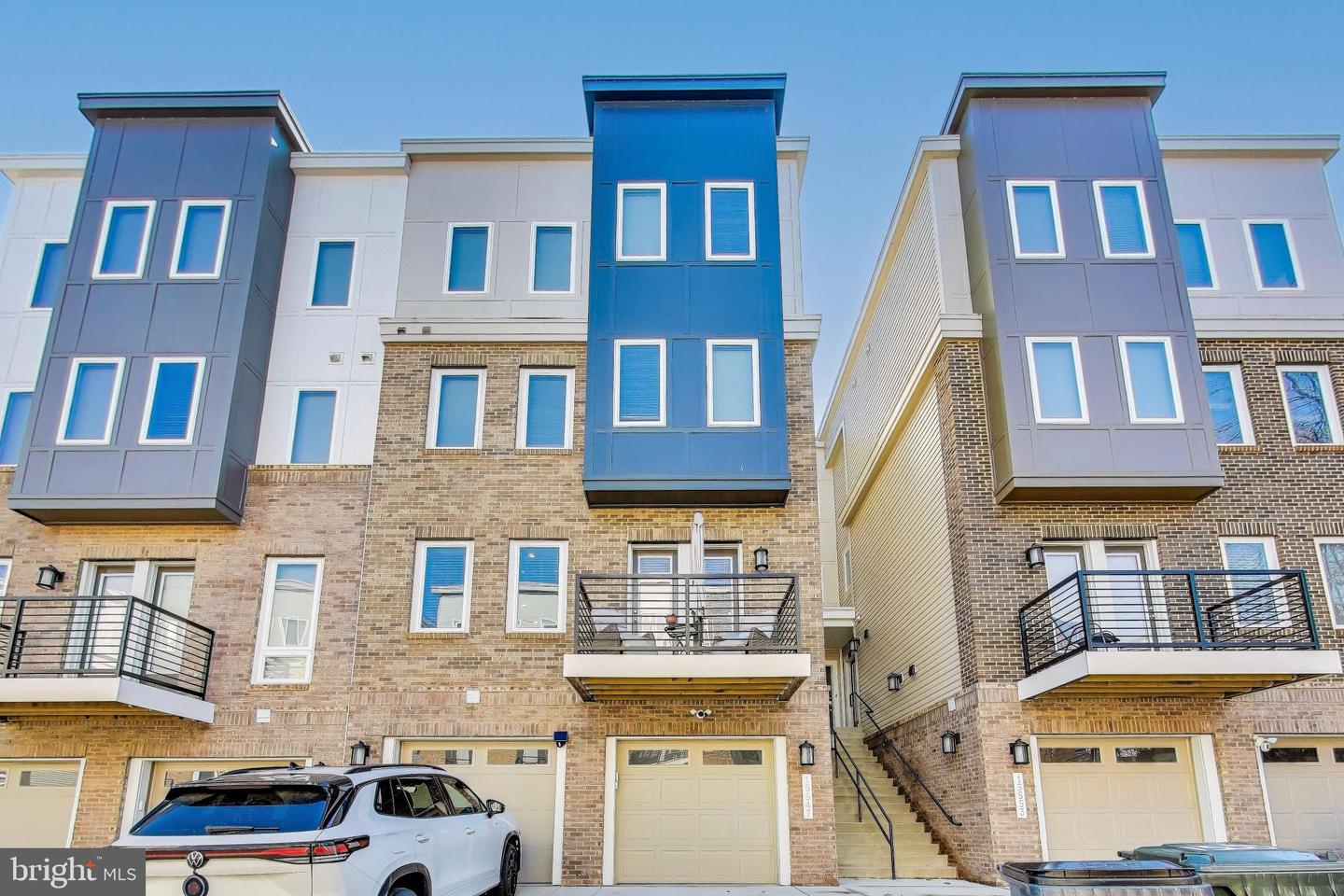 15547 SMOKE BOX WAY, WOODBRIDGE, Virginia 22191, 3 Bedrooms Bedrooms, ,2 BathroomsBathrooms,Residential,For sale,15547 SMOKE BOX WAY,VAPW2113392 MLS # VAPW2113392