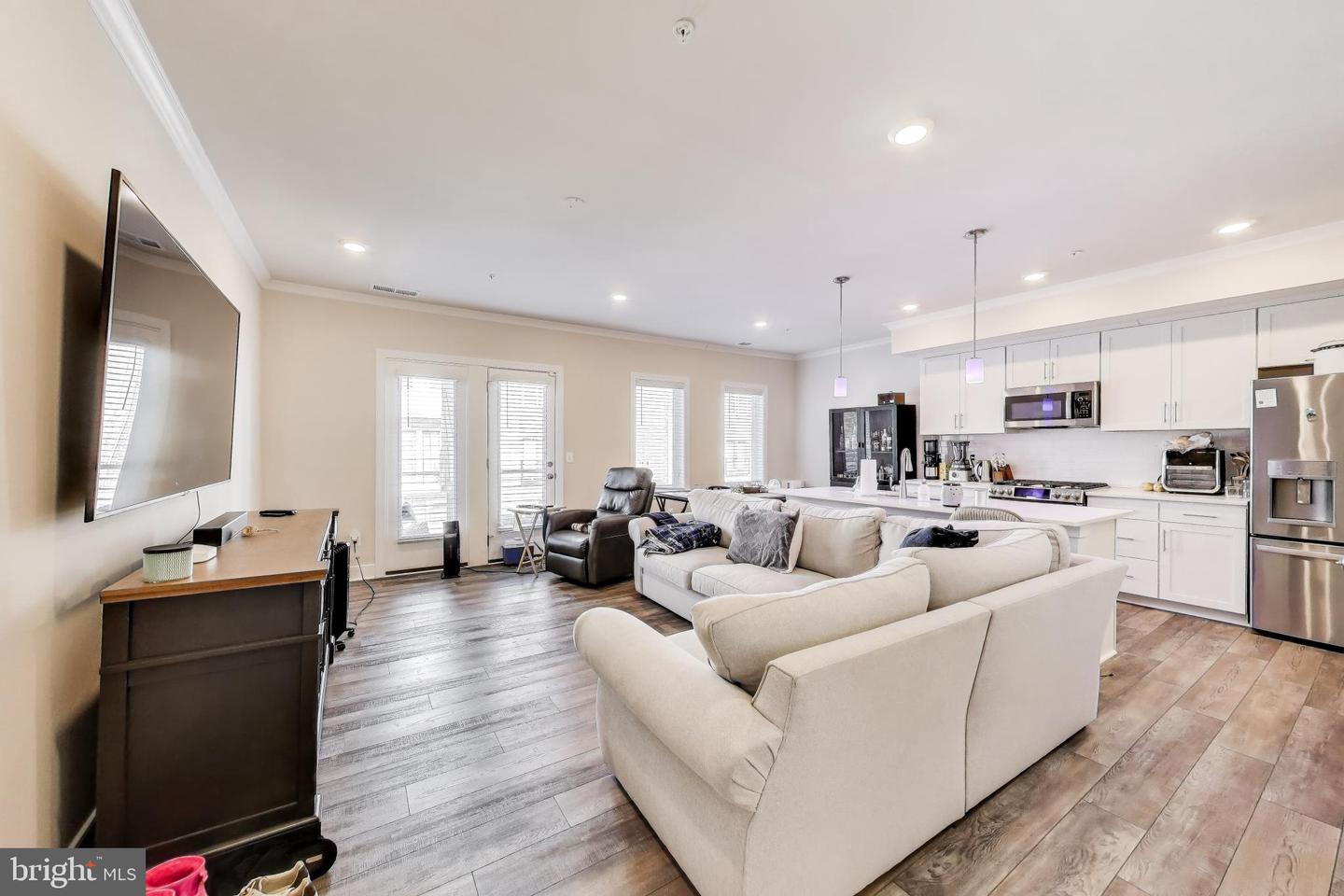 15547 SMOKE BOX WAY, WOODBRIDGE, Virginia 22191, 3 Bedrooms Bedrooms, ,2 BathroomsBathrooms,Residential,For sale,15547 SMOKE BOX WAY,VAPW2113392 MLS # VAPW2113392