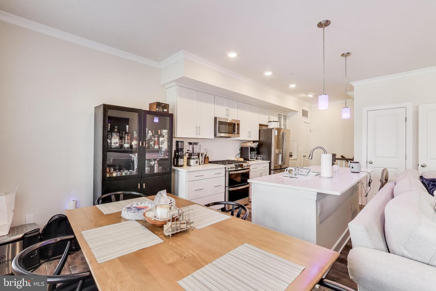 15547 SMOKE BOX WAY, WOODBRIDGE, Virginia 22191, 3 Bedrooms Bedrooms, ,2 BathroomsBathrooms,Residential,For sale,15547 SMOKE BOX WAY,VAPW2113392 MLS # VAPW2113392