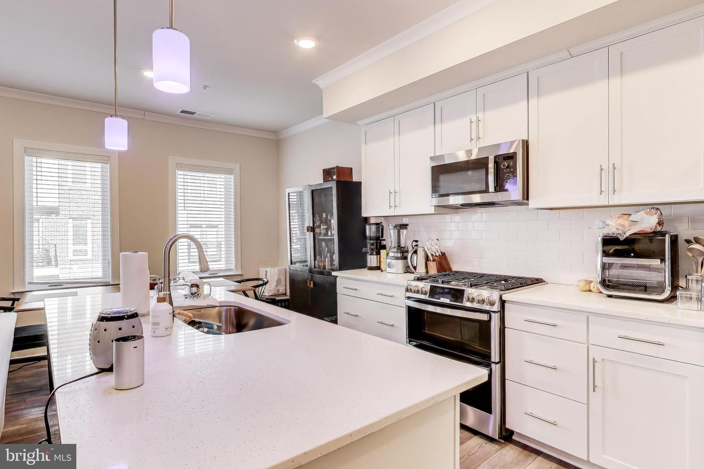 15547 SMOKE BOX WAY, WOODBRIDGE, Virginia 22191, 3 Bedrooms Bedrooms, ,2 BathroomsBathrooms,Residential,For sale,15547 SMOKE BOX WAY,VAPW2113392 MLS # VAPW2113392