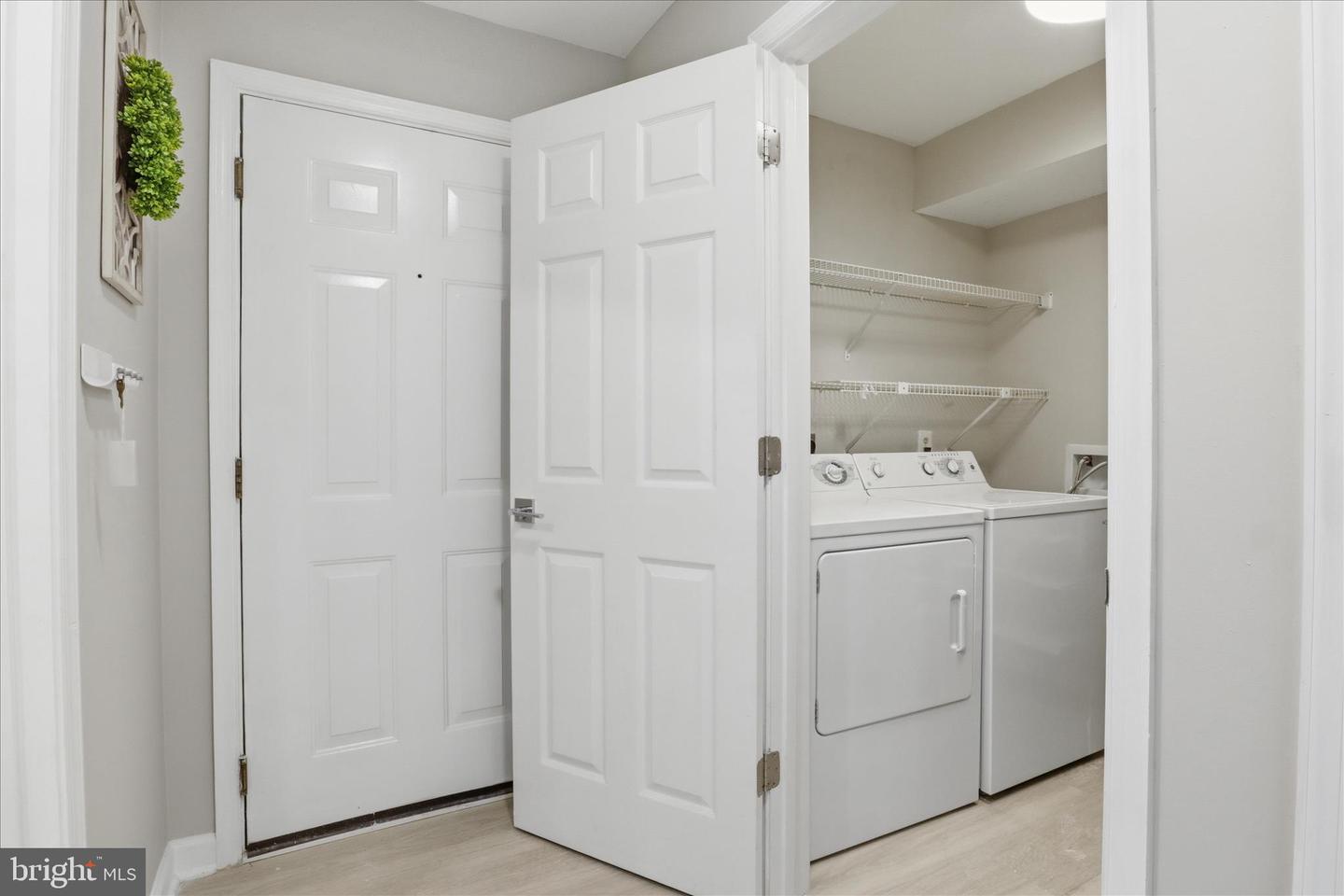 12008 RIDGE KNOLL DR #7, FAIRFAX, Virginia 22033, 2 Bedrooms Bedrooms, 4 Rooms Rooms,2 BathroomsBathrooms,Residential,For sale,12008 RIDGE KNOLL DR #7,VAFX2293130 MLS # VAFX2293130 12008 RIDGE KNOLL DR #7, FAIRFAX, Virginia 22033, 2 Bedrooms Bedrooms, 4 Rooms Rooms,2 BathroomsBathrooms,Residential,For sale,12008 RIDGE KNOLL DR #7,VAFX2293130 MLS # VAFX2293130