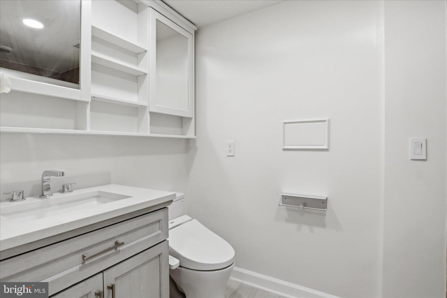 12008 RIDGE KNOLL DR #7, FAIRFAX, Virginia 22033, 2 Bedrooms Bedrooms, 4 Rooms Rooms,2 BathroomsBathrooms,Residential,For sale,12008 RIDGE KNOLL DR #7,VAFX2293130 MLS # VAFX2293130 12008 RIDGE KNOLL DR #7, FAIRFAX, Virginia 22033, 2 Bedrooms Bedrooms, 4 Rooms Rooms,2 BathroomsBathrooms,Residential,For sale,12008 RIDGE KNOLL DR #7,VAFX2293130 MLS # VAFX2293130