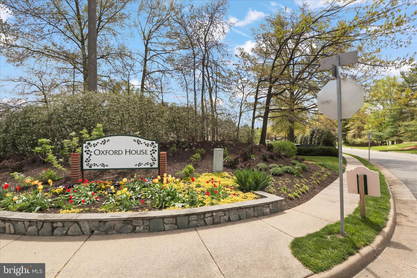 12008 RIDGE KNOLL DR #7, FAIRFAX, Virginia 22033, 2 Bedrooms Bedrooms, 4 Rooms Rooms,2 BathroomsBathrooms,Residential,For sale,12008 RIDGE KNOLL DR #7,VAFX2293130 MLS # VAFX2293130 12008 RIDGE KNOLL DR #7, FAIRFAX, Virginia 22033, 2 Bedrooms Bedrooms, 4 Rooms Rooms,2 BathroomsBathrooms,Residential,For sale,12008 RIDGE KNOLL DR #7,VAFX2293130 MLS # VAFX2293130