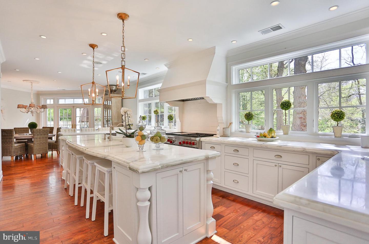 6329 LINWAY TER, MCLEAN, Virginia 22101, 8 Bedrooms Bedrooms, ,7 BathroomsBathrooms,Residential,For sale,6329 LINWAY TER,VAFX2293346 MLS # VAFX2293346