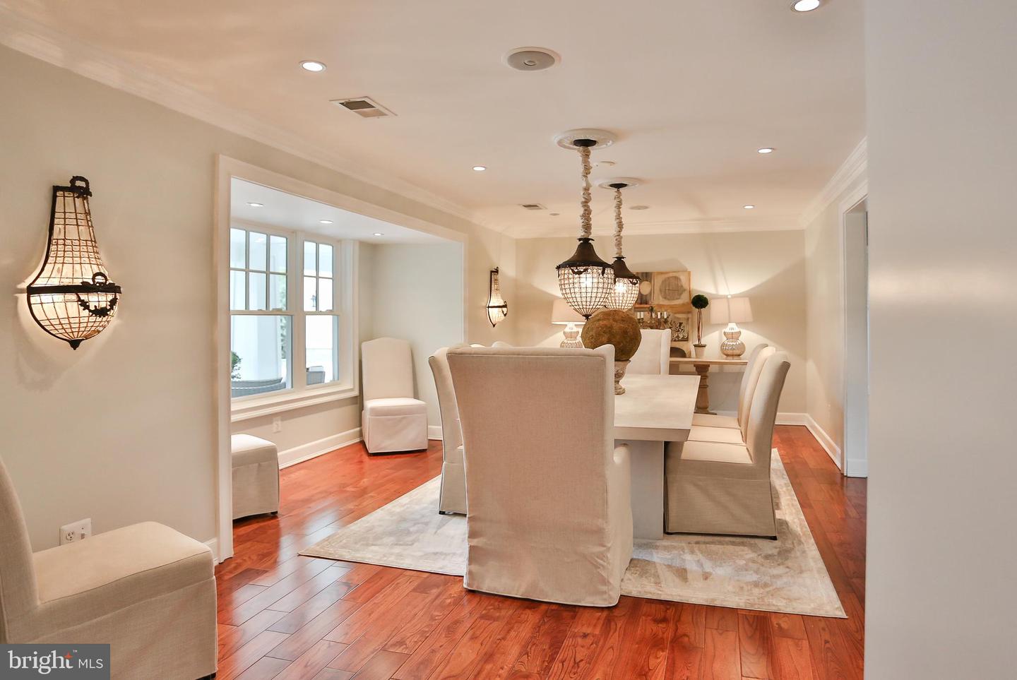 6329 LINWAY TER, MCLEAN, Virginia 22101, 8 Bedrooms Bedrooms, ,7 BathroomsBathrooms,Residential,For sale,6329 LINWAY TER,VAFX2293346 MLS # VAFX2293346