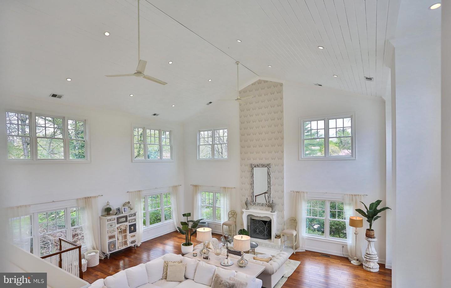 6329 LINWAY TER, MCLEAN, Virginia 22101, 8 Bedrooms Bedrooms, ,7 BathroomsBathrooms,Residential,For sale,6329 LINWAY TER,VAFX2293346 MLS # VAFX2293346