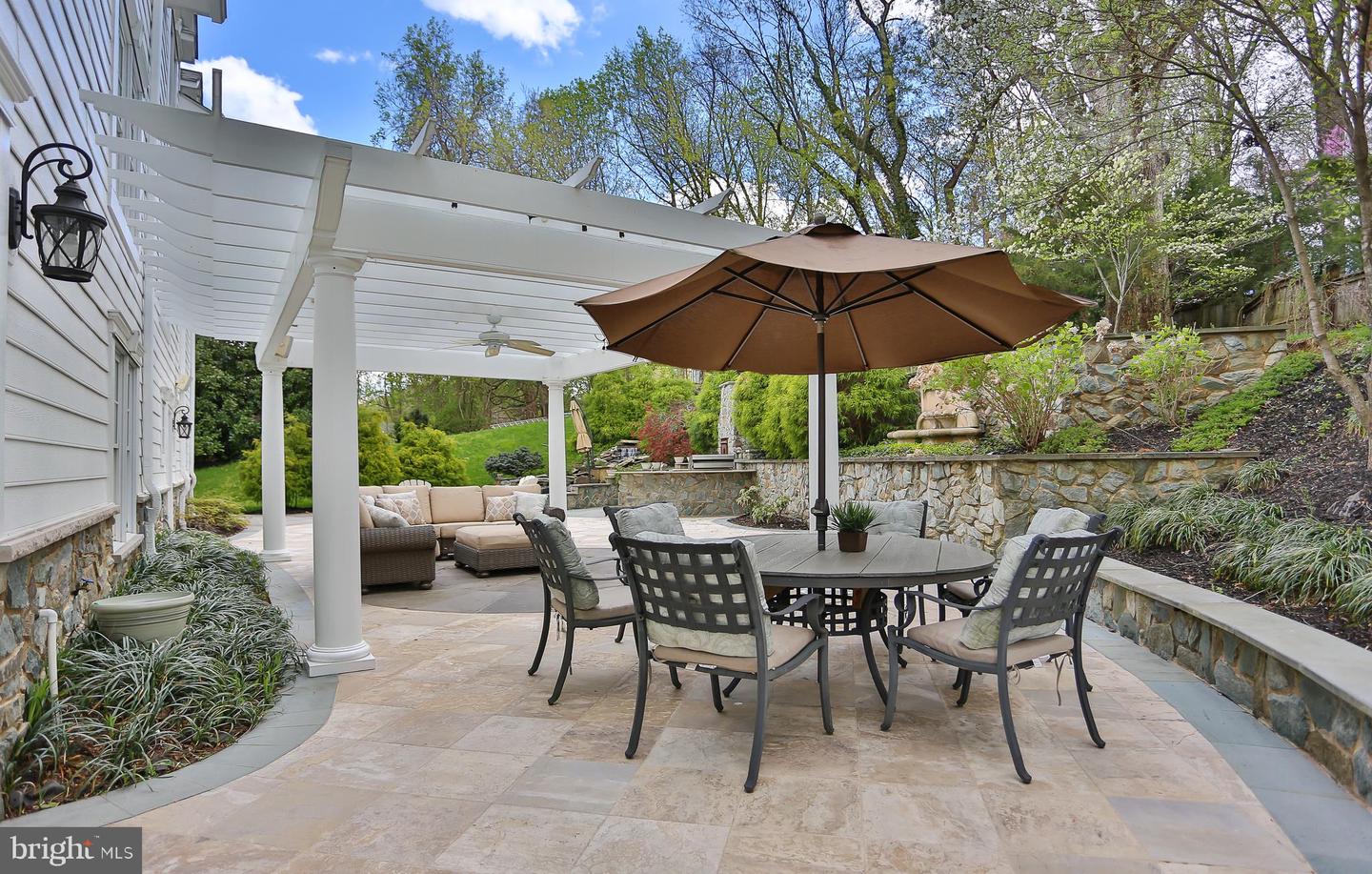 6329 LINWAY TER, MCLEAN, Virginia 22101, 8 Bedrooms Bedrooms, ,7 BathroomsBathrooms,Residential,For sale,6329 LINWAY TER,VAFX2293346 MLS # VAFX2293346