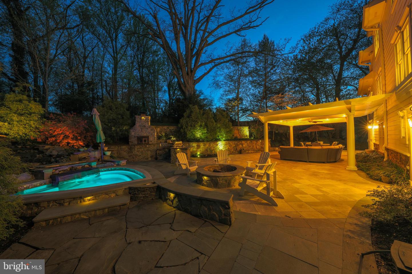 6329 LINWAY TER, MCLEAN, Virginia 22101, 8 Bedrooms Bedrooms, ,7 BathroomsBathrooms,Residential,For sale,6329 LINWAY TER,VAFX2293346 MLS # VAFX2293346