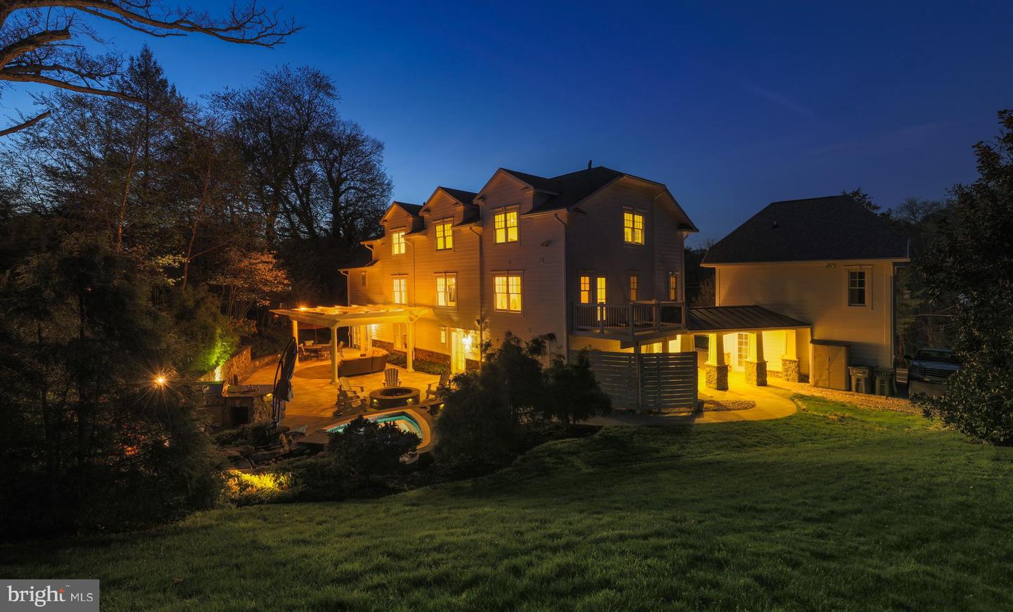 6329 LINWAY TER, MCLEAN, Virginia 22101, 8 Bedrooms Bedrooms, ,7 BathroomsBathrooms,Residential,For sale,6329 LINWAY TER,VAFX2293346 MLS # VAFX2293346