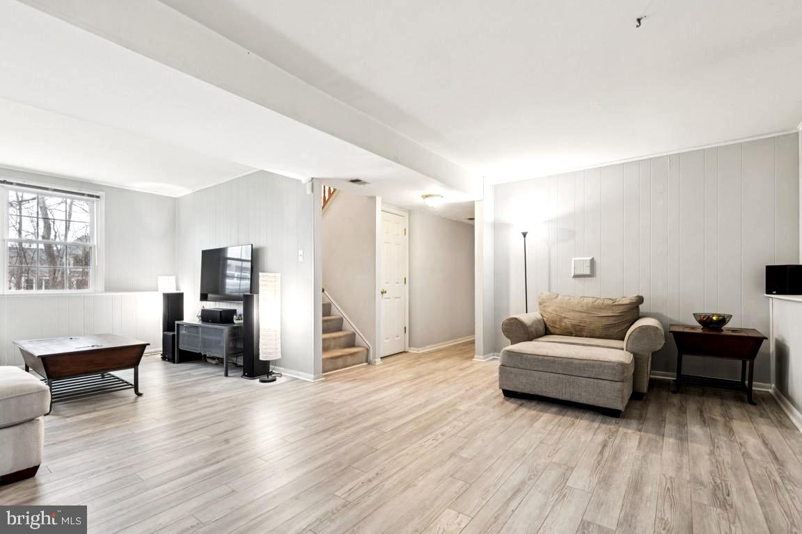 2405 TATNUCK CT, HERNDON, Virginia 20171, 5 Bedrooms Bedrooms, ,3 BathroomsBathrooms,Residential,For sale,2405 TATNUCK CT,VAFX2293528 MLS # VAFX2293528