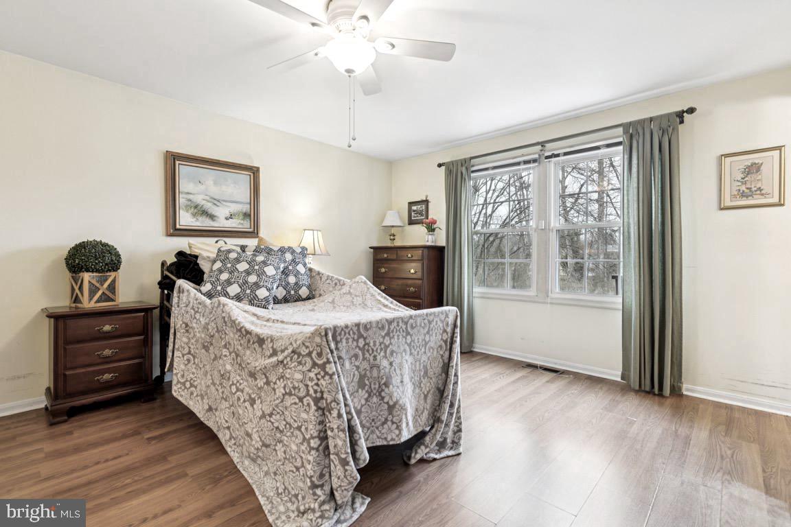 2405 TATNUCK CT, HERNDON, Virginia 20171, 5 Bedrooms Bedrooms, ,3 BathroomsBathrooms,Residential,For sale,2405 TATNUCK CT,VAFX2293528 MLS # VAFX2293528