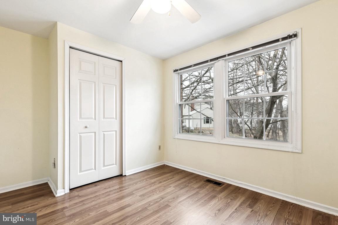 2405 TATNUCK CT, HERNDON, Virginia 20171, 5 Bedrooms Bedrooms, ,3 BathroomsBathrooms,Residential,For sale,2405 TATNUCK CT,VAFX2293528 MLS # VAFX2293528