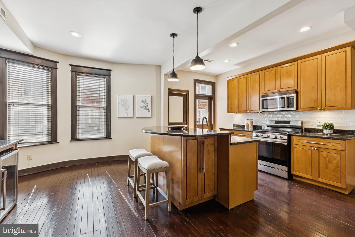 226 RHODE ISLAND AVE NW, WASHINGTON, District Of Columbia 20001, 4 Bedrooms Bedrooms, ,3 BathroomsBathrooms,Residential,For sale,226 RHODE ISLAND AVE NW,DCDC2248454 MLS # DCDC2248454