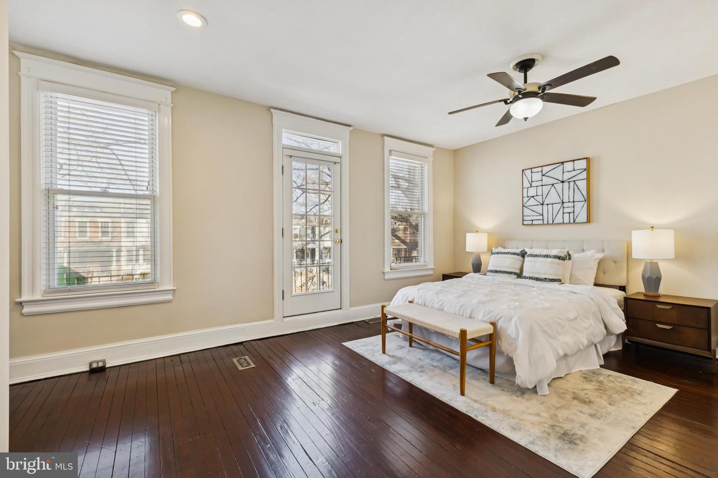 226 RHODE ISLAND AVE NW, WASHINGTON, District Of Columbia 20001, 4 Bedrooms Bedrooms, ,3 BathroomsBathrooms,Residential,For sale,226 RHODE ISLAND AVE NW,DCDC2248454 MLS # DCDC2248454