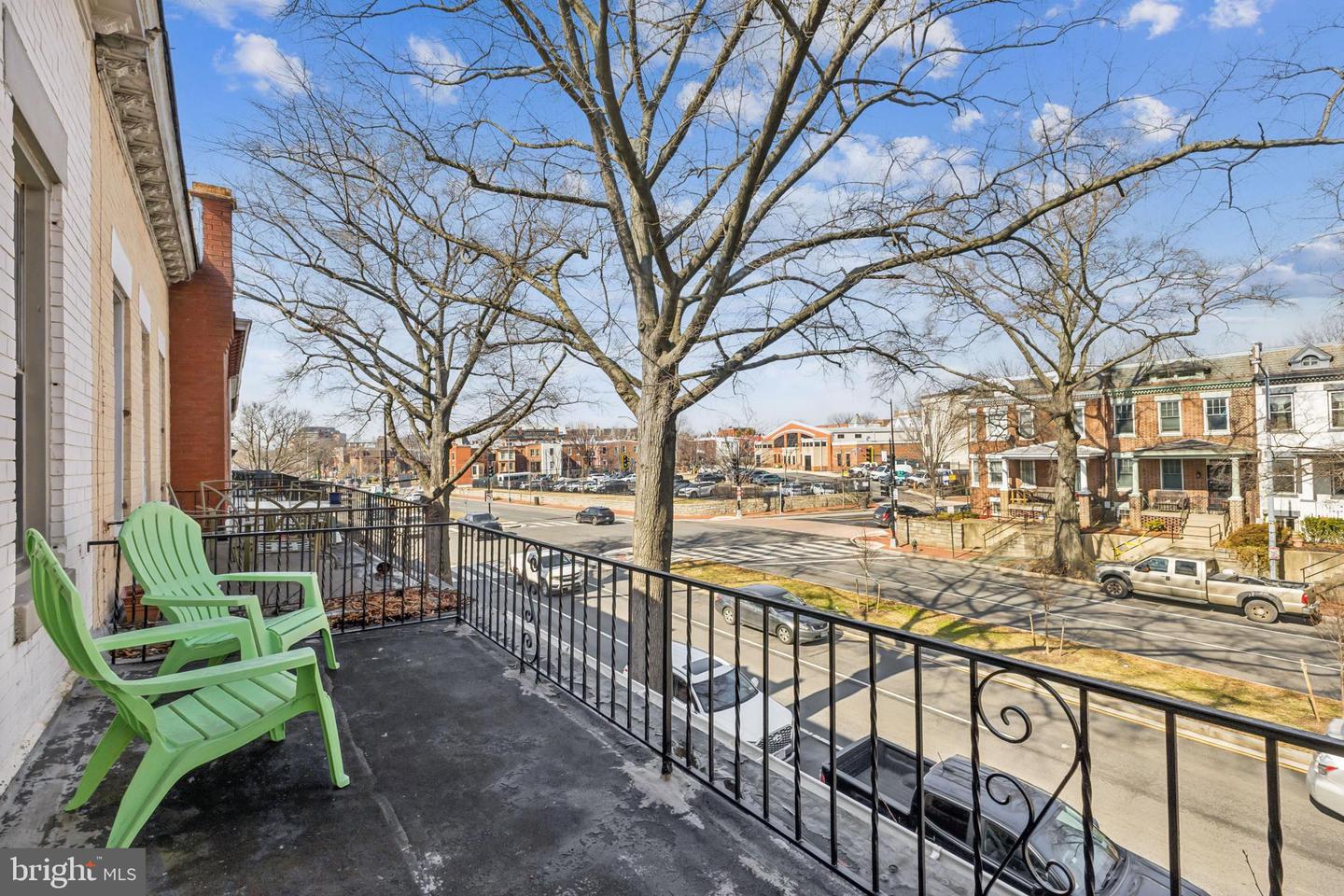 226 RHODE ISLAND AVE NW, WASHINGTON, District Of Columbia 20001, 4 Bedrooms Bedrooms, ,3 BathroomsBathrooms,Residential,For sale,226 RHODE ISLAND AVE NW,DCDC2248454 MLS # DCDC2248454