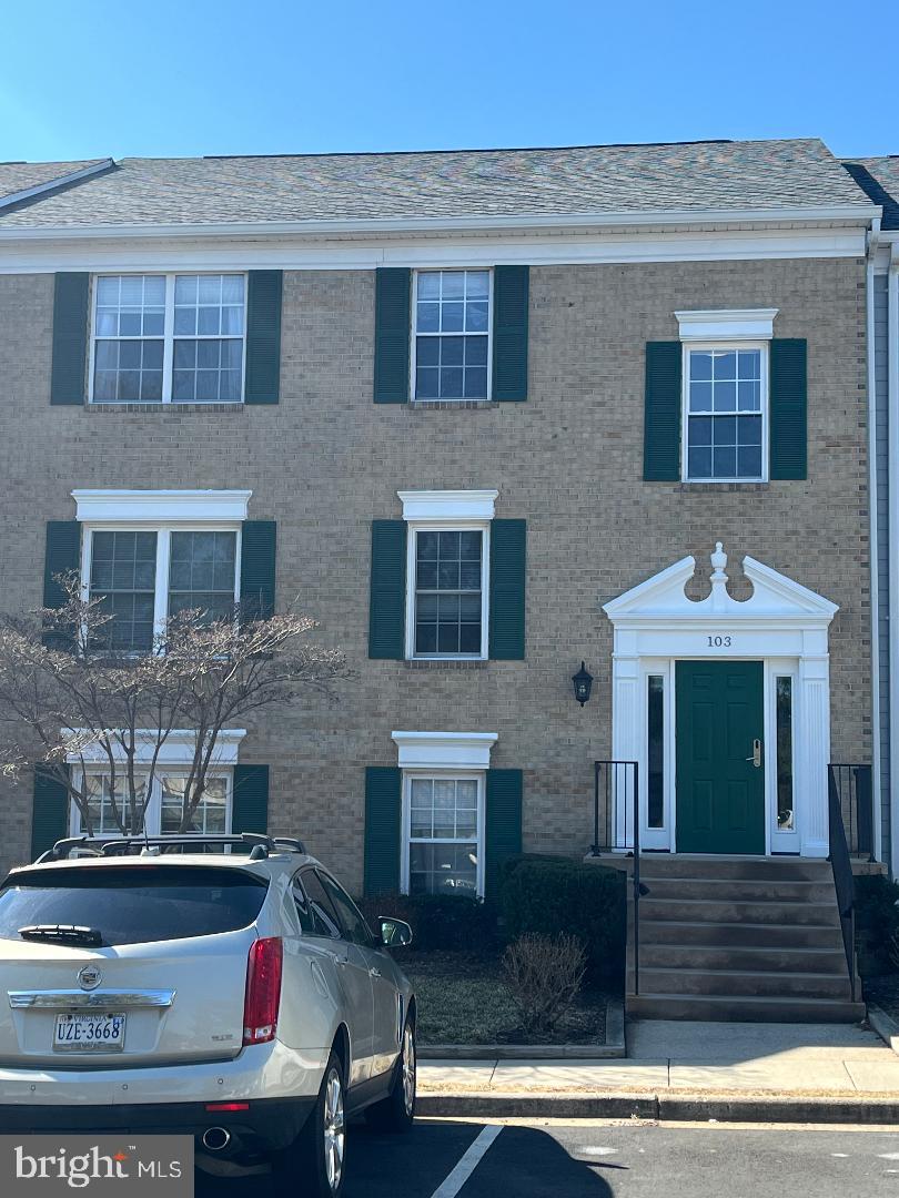 103 FORT EVANS RD SE #F, LEESBURG, Virginia 20175, 3 Bedrooms Bedrooms, ,2 BathroomsBathrooms,Residential,For sale,103 FORT EVANS RD SE #F,VALO2117186 MLS # VALO2117186