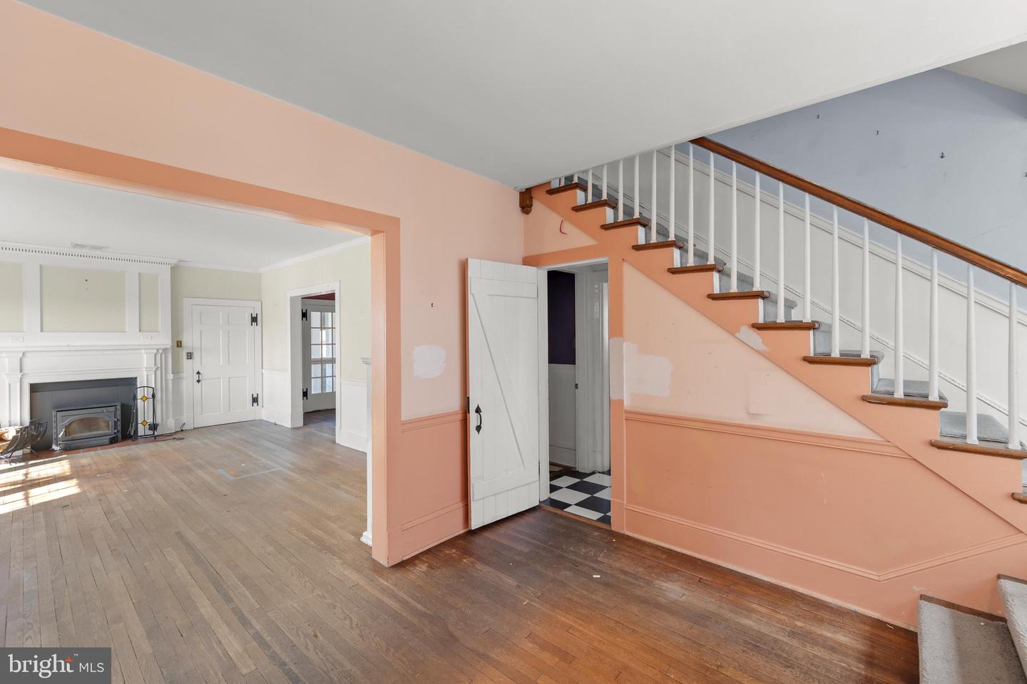 200 & 210 W FAIRFAX LN, WINCHESTER, Virginia 22601, 5 Bedrooms Bedrooms, ,3 BathroomsBathrooms,Residential,For sale,200 & 210 W FAIRFAX LN,VAWI2010072 MLS # VAWI2010072