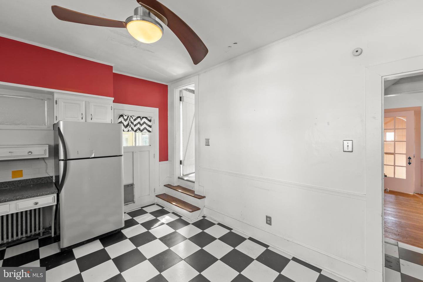 200 & 210 W FAIRFAX LN, WINCHESTER, Virginia 22601, 5 Bedrooms Bedrooms, ,3 BathroomsBathrooms,Residential,For sale,200 & 210 W FAIRFAX LN,VAWI2010072 MLS # VAWI2010072