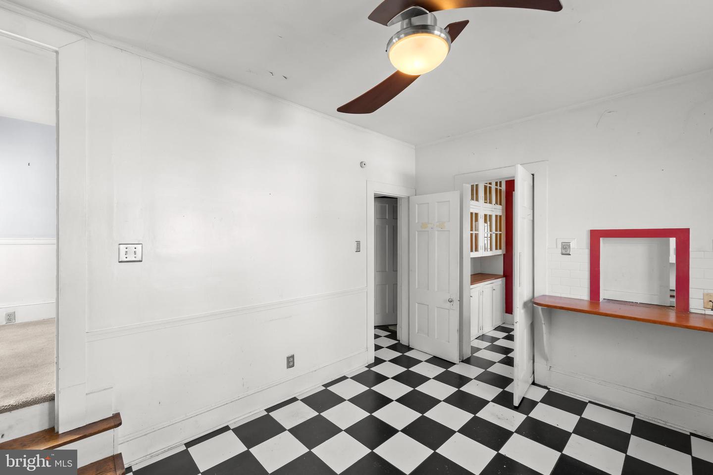 200 & 210 W FAIRFAX LN, WINCHESTER, Virginia 22601, 5 Bedrooms Bedrooms, ,3 BathroomsBathrooms,Residential,For sale,200 & 210 W FAIRFAX LN,VAWI2010072 MLS # VAWI2010072