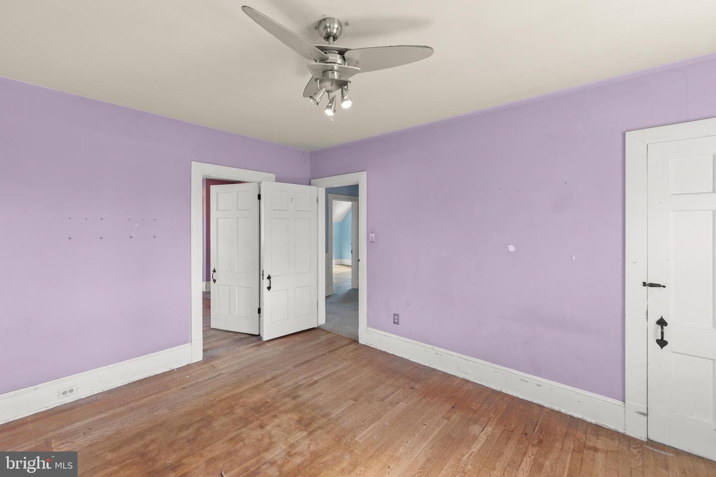 200 & 210 W FAIRFAX LN, WINCHESTER, Virginia 22601, 5 Bedrooms Bedrooms, ,3 BathroomsBathrooms,Residential,For sale,200 & 210 W FAIRFAX LN,VAWI2010072 MLS # VAWI2010072