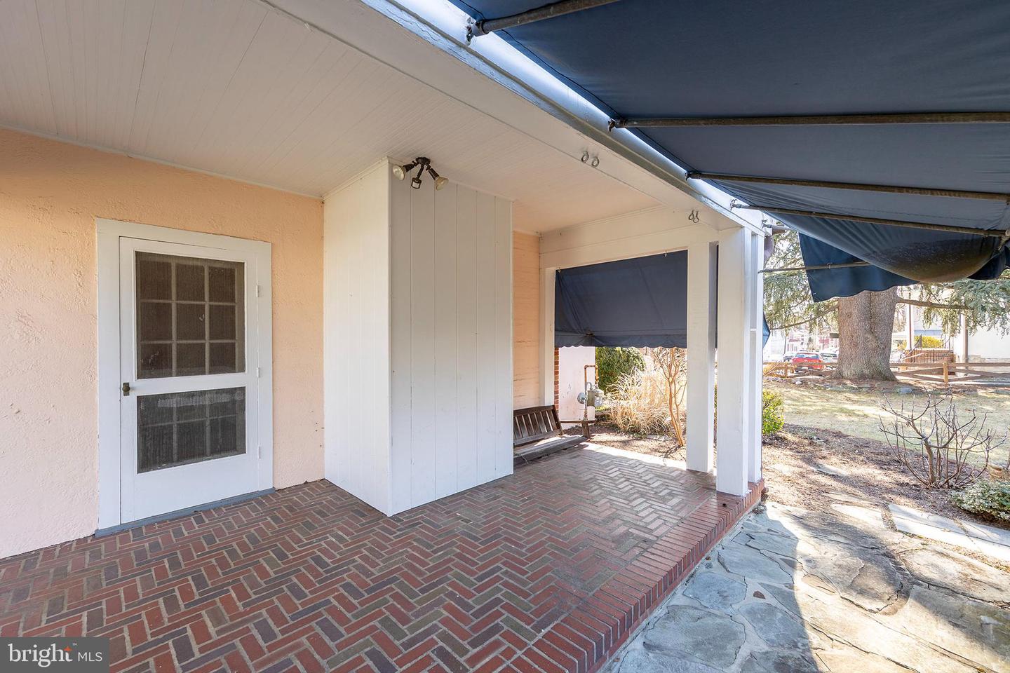 200 & 210 W FAIRFAX LN, WINCHESTER, Virginia 22601, 5 Bedrooms Bedrooms, ,3 BathroomsBathrooms,Residential,For sale,200 & 210 W FAIRFAX LN,VAWI2010072 MLS # VAWI2010072