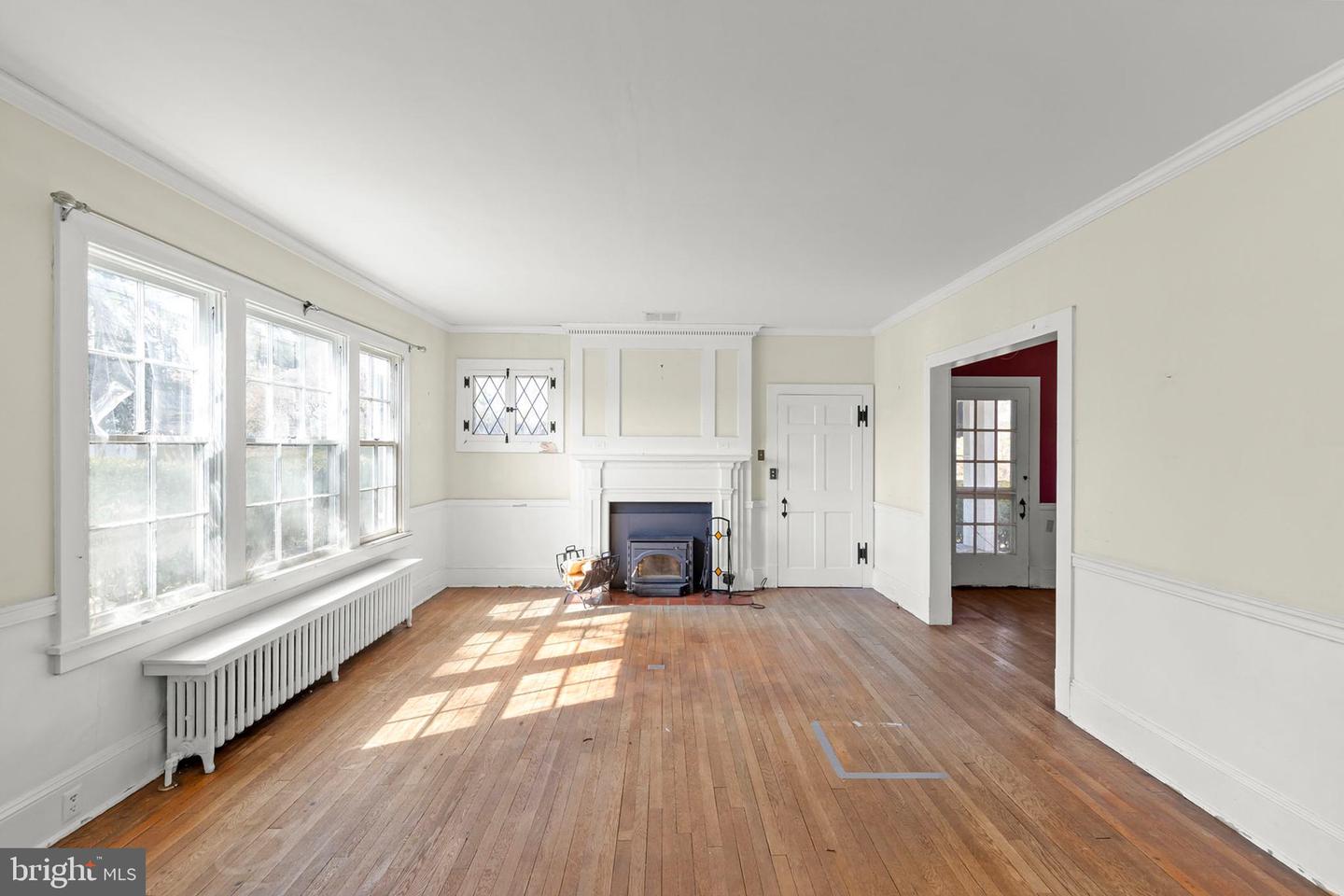 200 & 210 W FAIRFAX LN, WINCHESTER, Virginia 22601, 5 Bedrooms Bedrooms, ,3 BathroomsBathrooms,Residential,For sale,200 & 210 W FAIRFAX LN,VAWI2010072 MLS # VAWI2010072