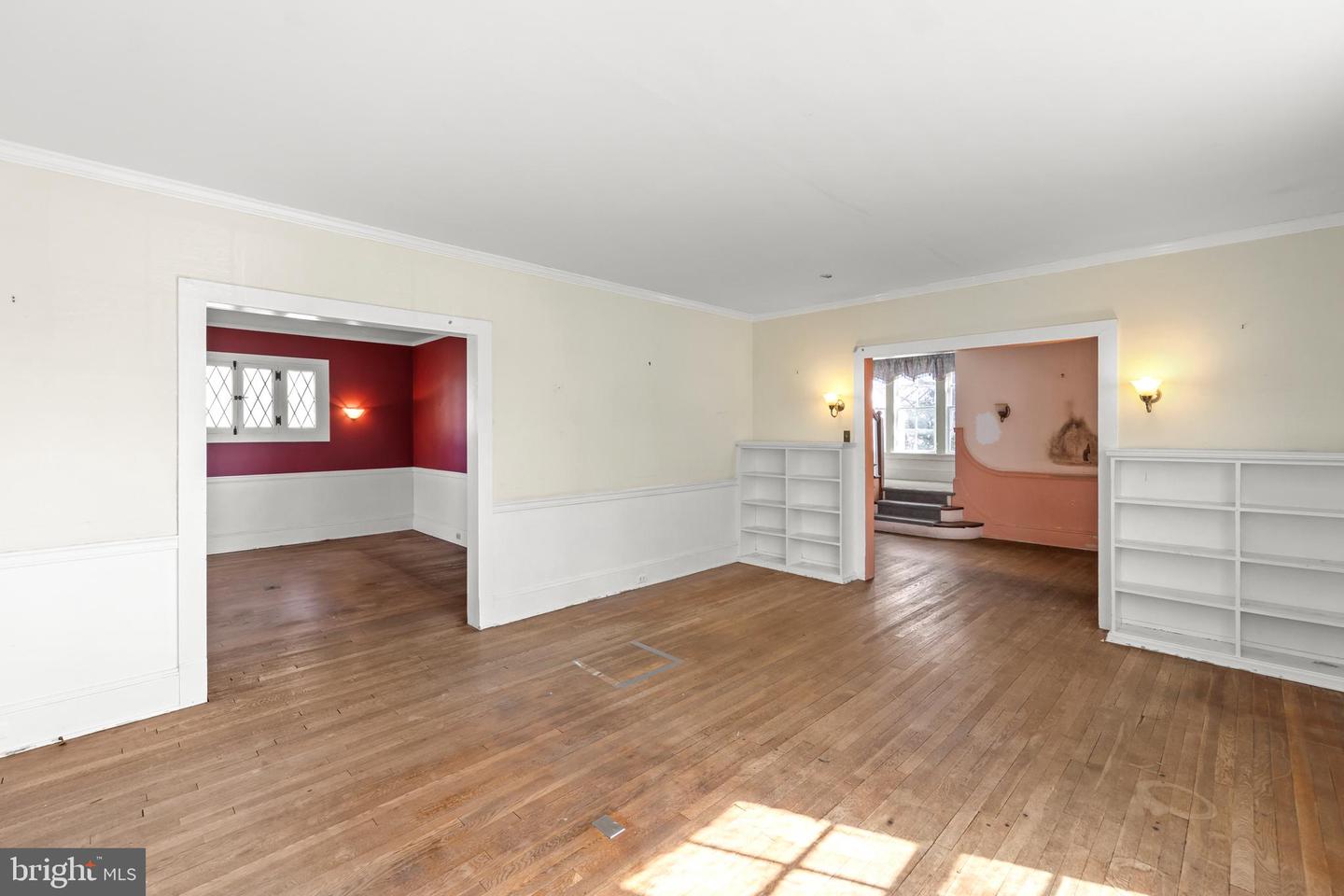 200 & 210 W FAIRFAX LN, WINCHESTER, Virginia 22601, 5 Bedrooms Bedrooms, ,3 BathroomsBathrooms,Residential,For sale,200 & 210 W FAIRFAX LN,VAWI2010072 MLS # VAWI2010072